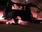 Ambulância em chamas próximo a UPA de Capim Grosso