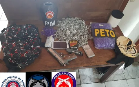 POLICIA APREENDE DROGAS E MATERIAL USADO PARA TRÁF