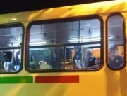 Bandidos fazer arrastão dentro de ônibus em JP; do