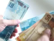 Bolsonaro decide aumentar salário mínimo para R$ 1