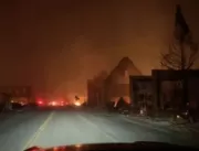VÍDEO DRAMÁTICO: Incêndio devasta cidade inteira n
