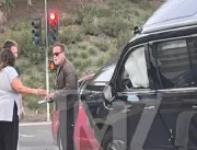 VEJA O VÍDEO: Arnold Schwarzenegger se envolve em 