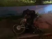 Motociclista morre ao invadir rua na contramão e c