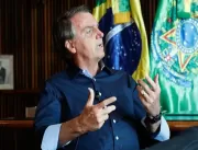 [VÍDEO] Bolsonaro volta a atacar o STF e diz que n