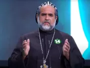 Padre Kelmon vira auxiliar de Bolsonaro em debate