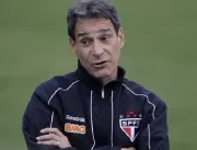 Flamengo age rápido e anuncia Carpegiani como novo