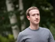 Zuckerberg perde US$ 4,9 bilhões após escândalo de