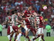 Flamengo vence Fluminense e pressiona o líder na t