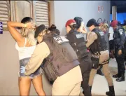 BARRADOS NO BAILE: Polícia invade festa de facção 