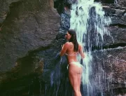 Musa compartilha clique em banho de cachoeira e re