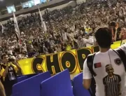 Torcida do Botafogo-PB homenageia cantor Gabriel D