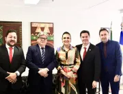 Veneziano e João Azevêdo se reúnem com relatora do