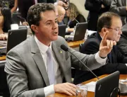 Veneziano vota a favor da partilha do pré-sal para os municípios, mas lamenta prejuízos acarretados aos estados