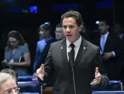 Senador Veneziano Vital repudia atitude de Bolsona