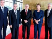 PT quer ex-presidentes do Brasil decidindo sobre o