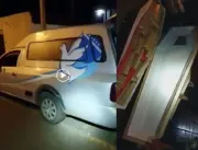 VÍDEOS: Polícia apreende carro funerário que carre