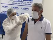 Prefeito paraibano fura fila e toma vacina contra 