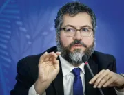 Congresso elege Ernesto Araújo o pior ministro do 