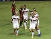 Flamengo volta a jogar bem, vence o Sport e segue 