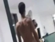 Homem é preso após entrar nu em culto de igreja ev