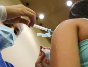 Cabedelo inicia imunização em pessoas com 18+