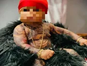 Foto de bebê tatuado causa polêmica nas redes soci