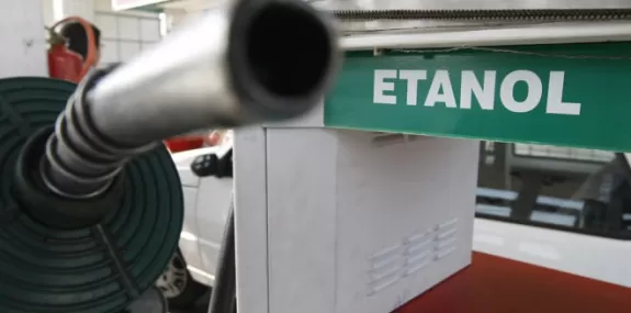 Governo do Estado regulamenta venda de etanol dire