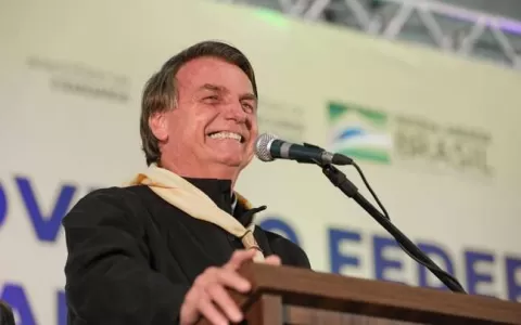 Bolsonaro diz que busca maneira de ficar livre da 