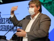 João Azevêdo diz que nova lei da PM reproduz à ris