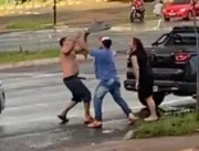 Vídeo: Motorista exaltado grita e xinga, mas acaba “nocauteado” durante briga de trânsito
