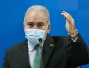 Queiroga confirma que Bolsonaro teve dores abdomin