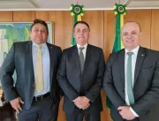 Bolsonaro abandona grupo raiz na Paraíba e entrega