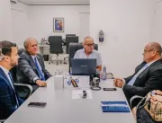 Prefeito de João Pessoa se reúne com membros do Tr