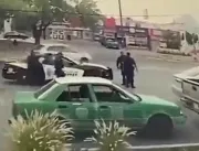 Pancadaria entre policiais no México viraliza na w