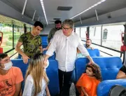 João Azevêdo entrega cisternas, ônibus escolar e i