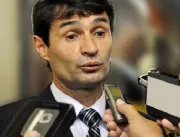 Romero se opõe a Cássio e defende PSDB com 2 vagas