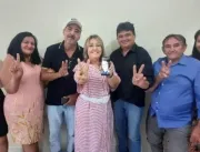 Prefeita de São José do Brejo do Cruz deixa Bruno Roberto e declara apoio a Efraim, que agora conta com situação e oposição no município