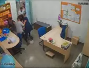 Vídeo: Pai arrebenta cadeado de escola e bate em v