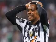 Após condenação por estupro, Robinho anuncia aposentadoria do futebol