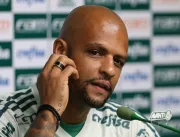 Felipe Melo notifica Palmeiras e cobra reintegraçã