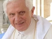 Vaticano divulga imagens do corpo de Bento XVI