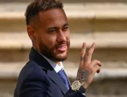 Sem proibição do PSG, Neymar é flagrado em festa d