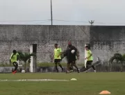 Botafogo-PB demite Ademir Fonseca após sofrer três
