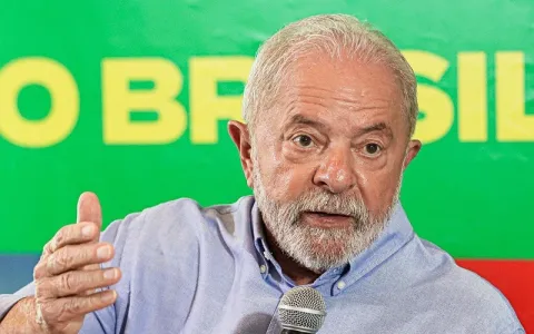 Lula analisa reajustar isenção do IRPF para quem g