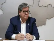 Governo da Paraíba anuncia reajuste de salário dos professores contratados