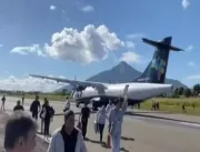 [VÍDEO] Aeronave realiza pouso de emergência após alarme falso de incêndio em MG
