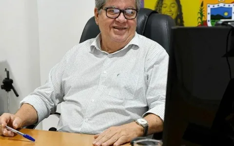 Ao reassumir o governo da PB, João Azevêdo destaca