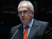 Jarbas Vasconcelos anuncia aposentadoria e renuncia ao cargo de senador: Cabeça erguida