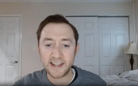 VÍDEO: Homem choca a internet ao mostrar cabeça do
