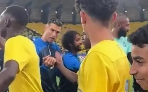 [VÍDEO] Filho de Cristiano Ronaldo leva bronca do 